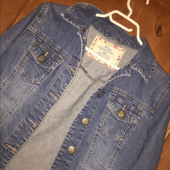 Jean Jacket - Picture 2 of 8